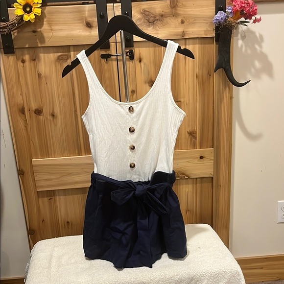 SHEIN Pants - SHEIN White and Navy Romper with Button Detail